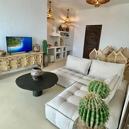 Casa De Oro Lujo Apart-hotel *